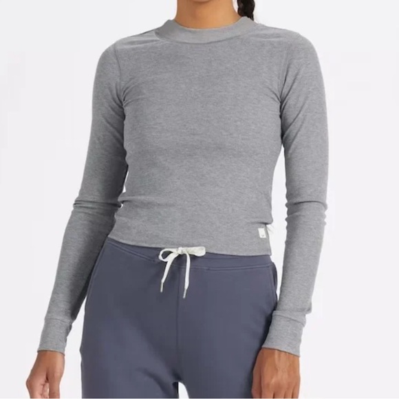 Vuori Mudra Fitted Tee Mock Neck Long-Sleeve Ribbed T-Shirt Grey Small - Picture 1 of 11